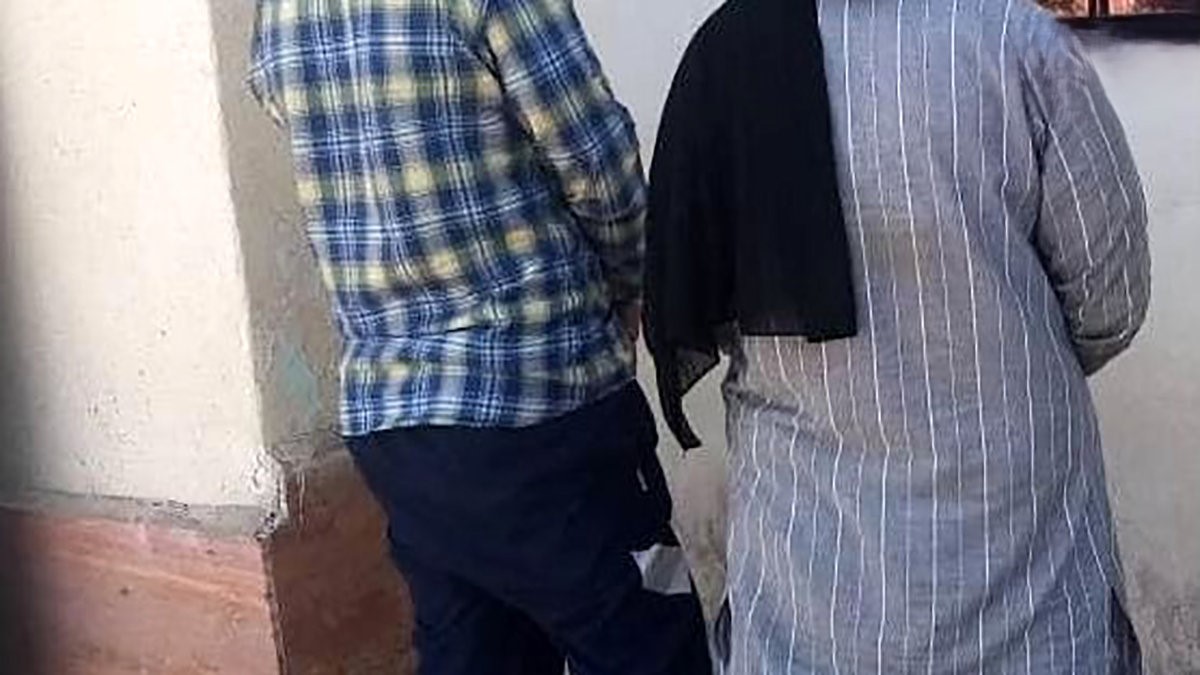 توسط زن بی رحم و معشوقه اش