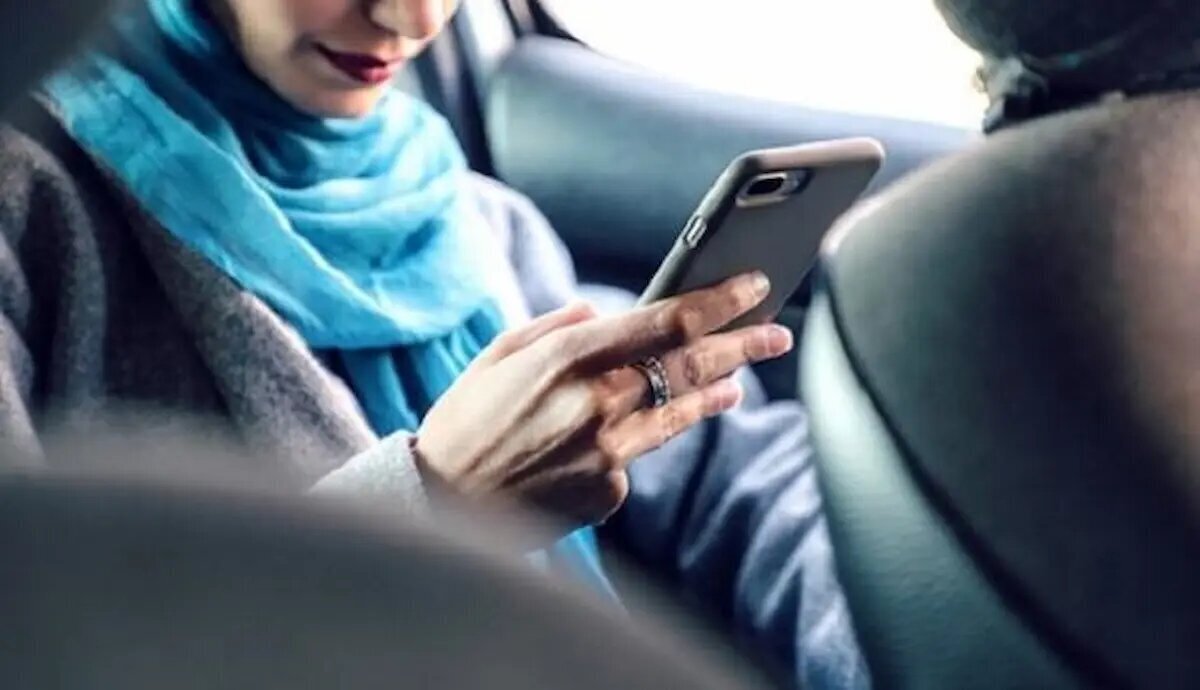 زن بی حجاب