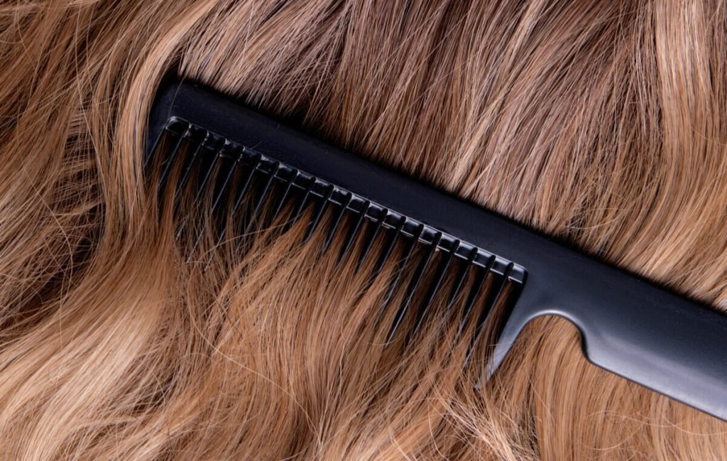 چرا موها بعد از رنگ کردن قرمز می شوند؟