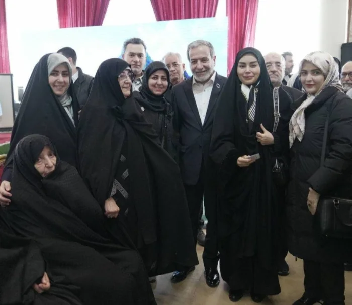 زن اول عباس عراقچی کیست؟