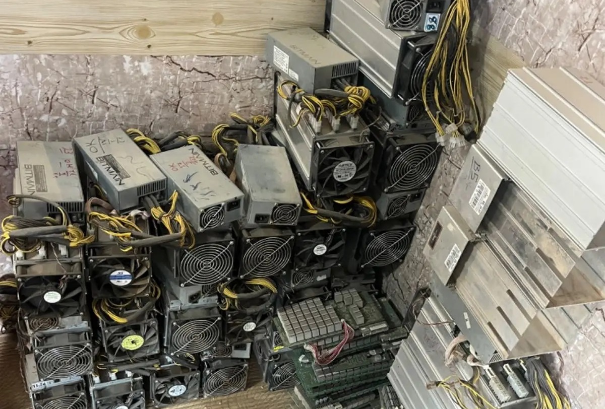 جمع‌آوری دائمی انشعاب برق جریمه جدید برای استخراج غیرقانونی رمز ارز