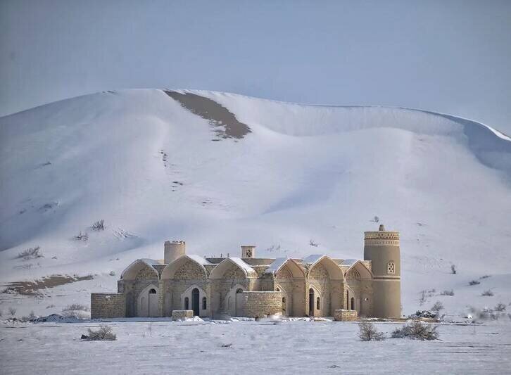 ببینید|بارش برف در گرم‌ترین شهر‌های فارس