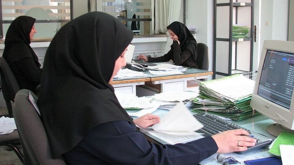 ساعت کاری ادارات و دستگاه‌های اجرایی فارس تا پایان بهمن‌ماه اعلام شد