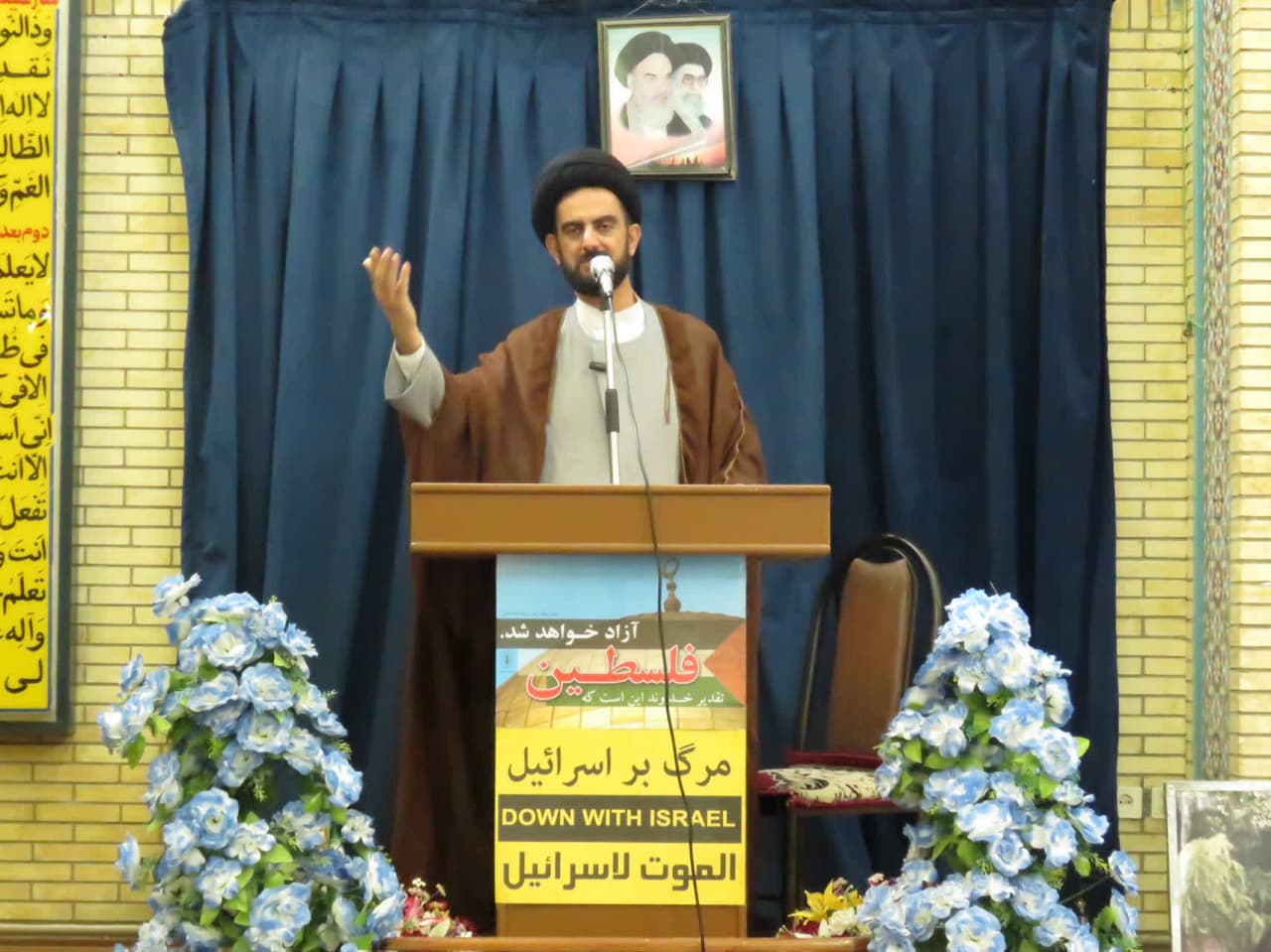 امام جمعه سپیدان:نفوذ تفکر برجامیون در دولت وفاق ملی خطرناک است/رئیس جمهور مواظب باشد