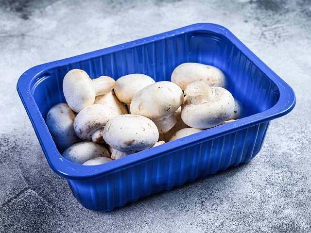 دلیل انتخاب ظروف آبی برای بسته بندی قارچ چیست؟