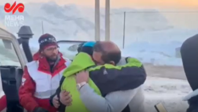 ببینید | لحظه پیدا شدن و انتقال کوهنورد لارستانی در قله دماوند 1 Screenshot 2025 02 12 154325