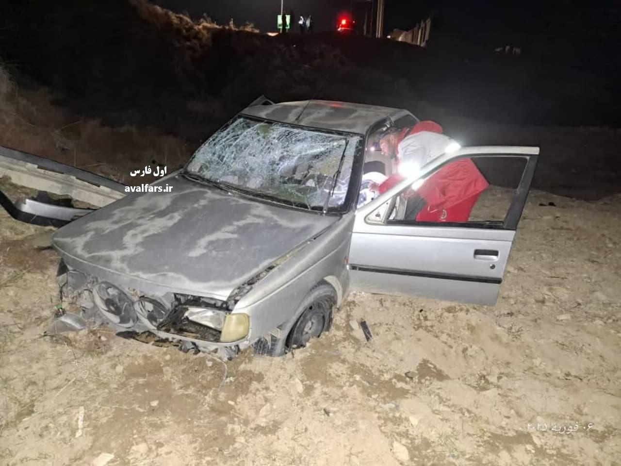 واژگونی پژو ۴۰۵ در جاده شیراز به کازرون با ۲ کشته و مصدوم