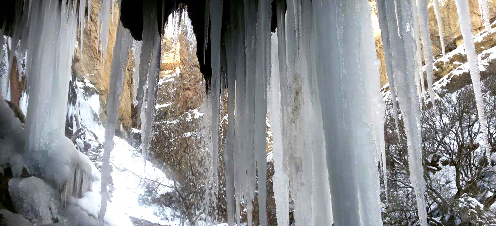 آبشار مارگون یخ بست+ویدئو