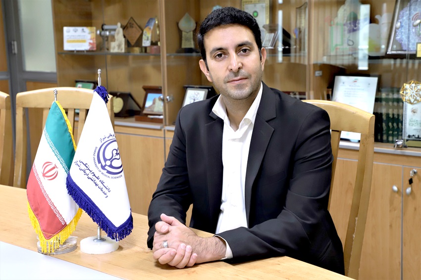 مدیر روابط عمومی دانشگاه علوم پزشکی شیراز ابقاء شد
