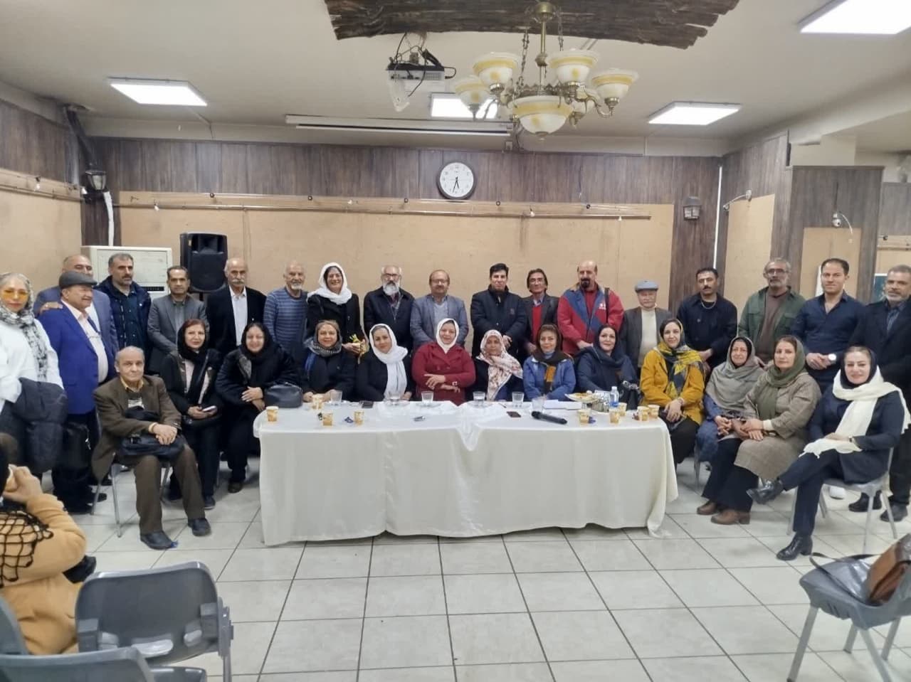 نقد رمان رانده شده نوشته حمیدرضا زنگی در نشست گروه ادبی پنجره