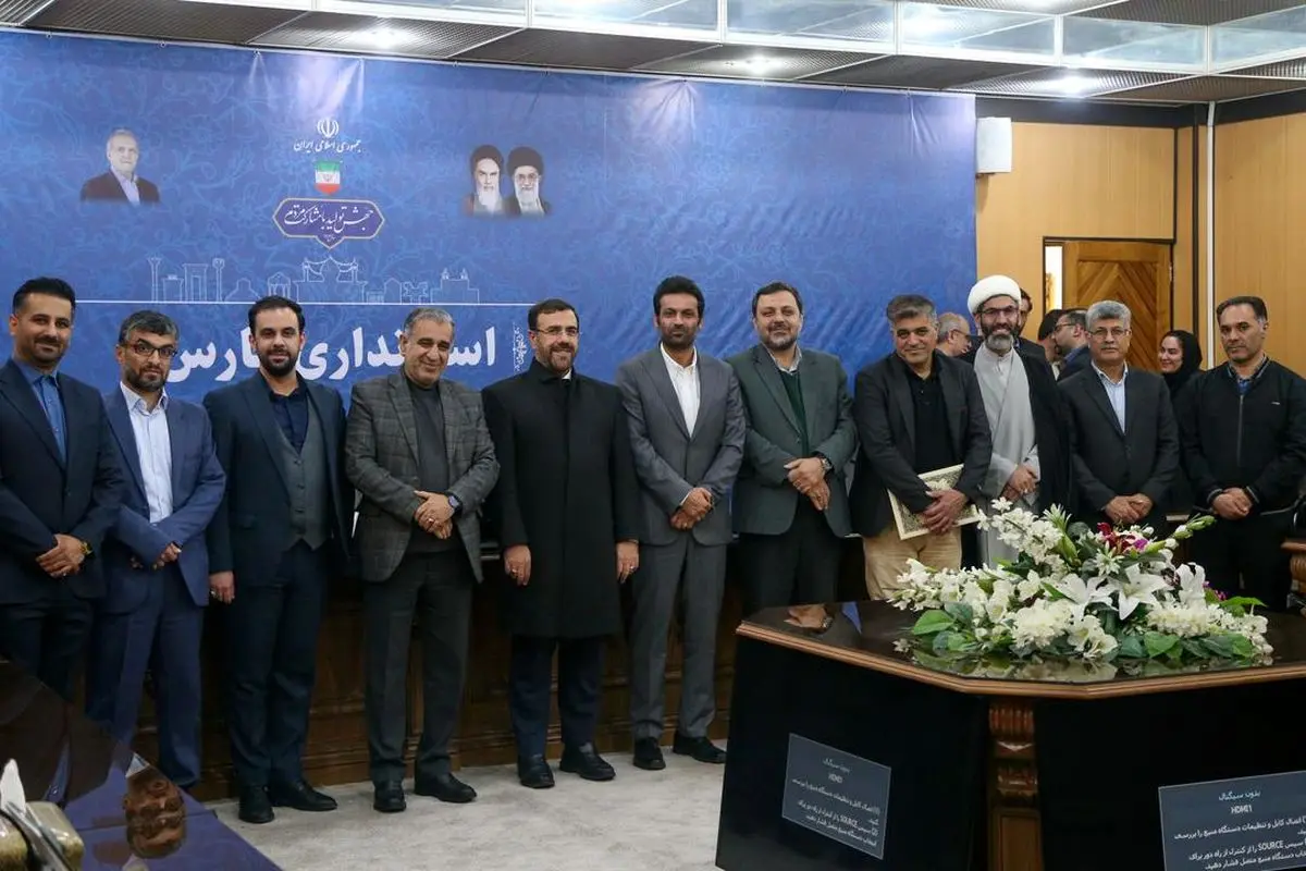 ۴ فعال رسانه‌ای اصلاح‌طلب در شورای اطلاع‌رسانی دولت فارس