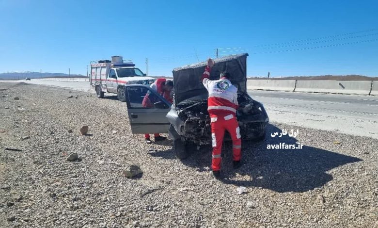 واژگونی خونین پژو 405 در آزادراه حضرت شاهچراغ (ع) 1 jwhnt