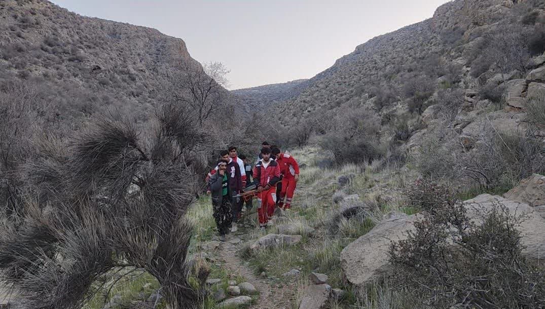 کشف پیکر بی‌جان زن ۵۰ ساله پس از ۱۶ ساعت در کوه‌های ارسنجان