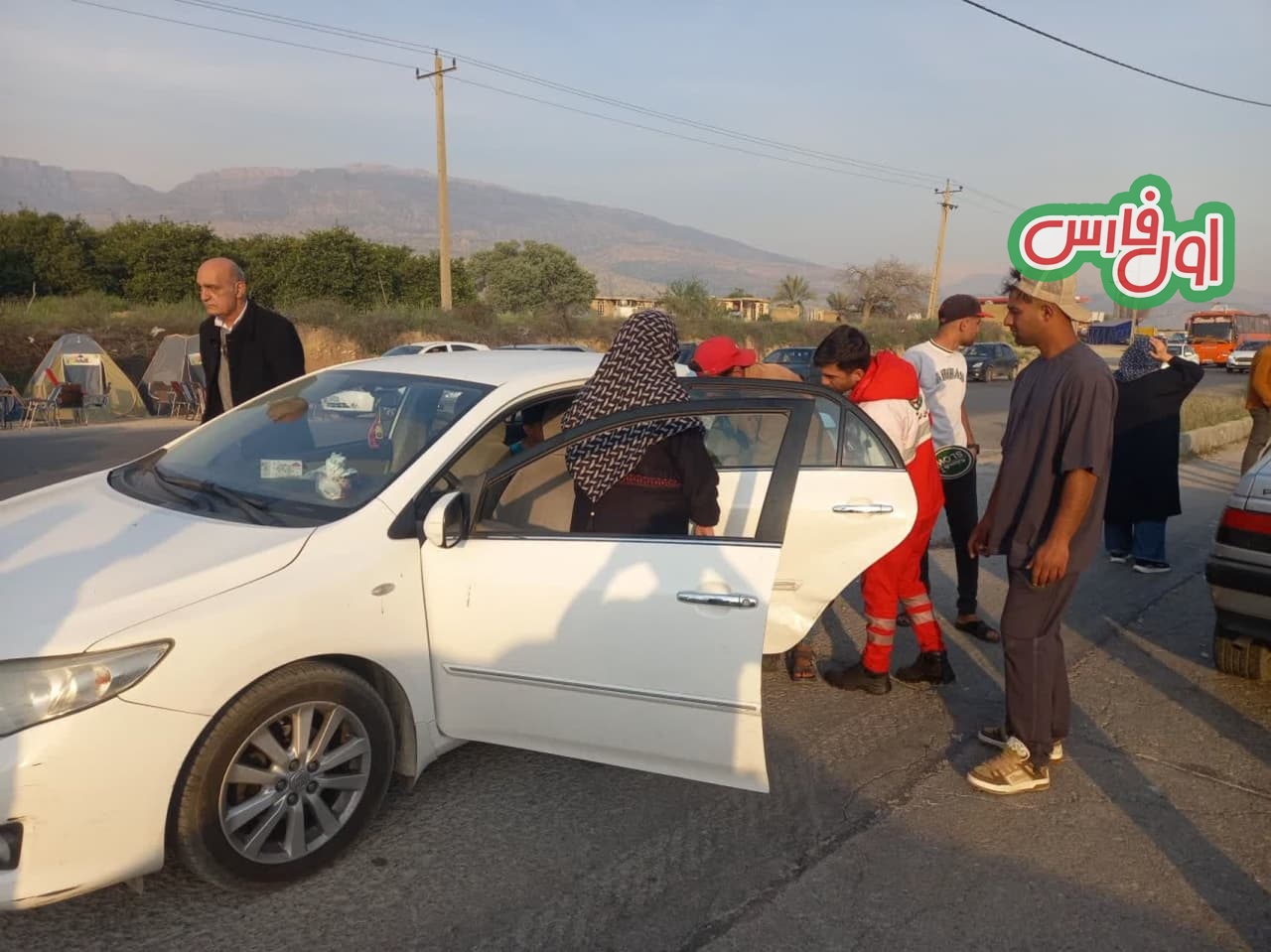 تصادف تویوتا و پژو ۴۰۵ در جاده قائمیه – شیراز با ۵ مصدوم