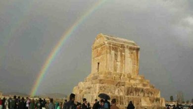 باران در آرامگاه کوروش کبیر