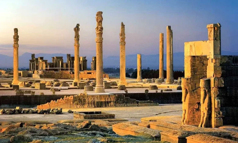تختجمشید