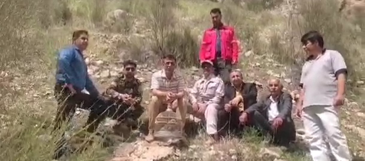 ببینید| اقدام زیبای حامیان طبیعت در تنگه هایقر فیروزآباد