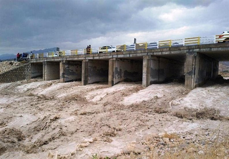 باران‌های شدید ، سیل ،رعد و برق و آبگرفتگی در راه استان فارس