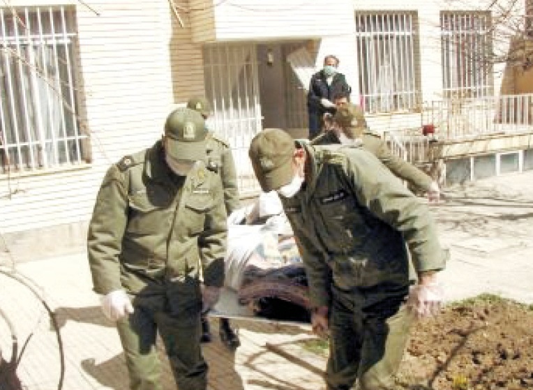 معمای جنایت شیراز: انگیزه قاتل چه بود؟ ۹ کشته در یک شب!