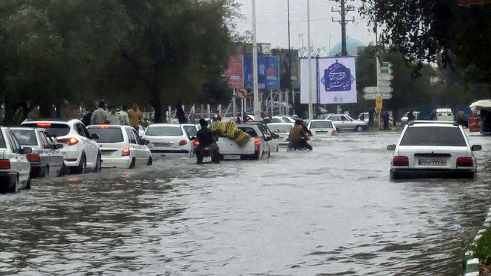 آماده‌باش اسکان اضطراری ۲۰ هزار گردشگر با ورود سامانه بارشی به استان فارس