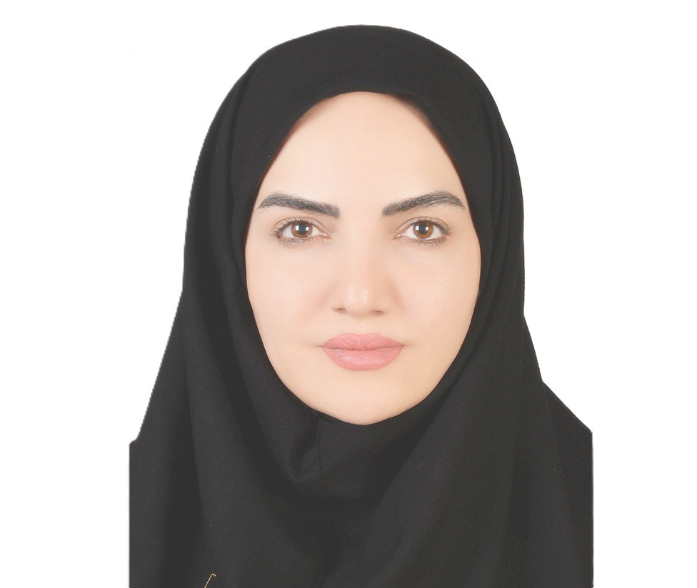 درخشش آموزگار شیرازی در جمع معلمان برتر غیرانتفاعی ایران