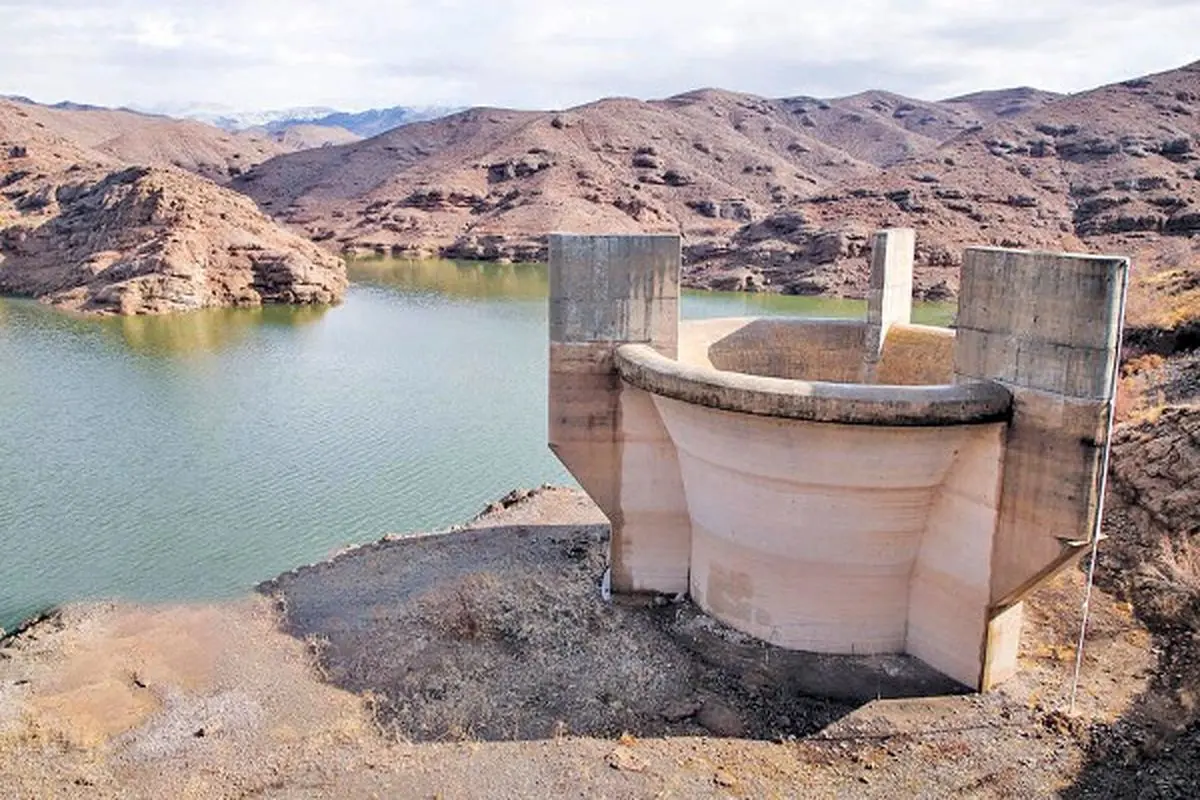 ایران در چنگال خشکسالی؛ بارش‌ها ۳۷ درصد کمتر از حد نرمال/ بحران در هرمزگان و سیستان !
