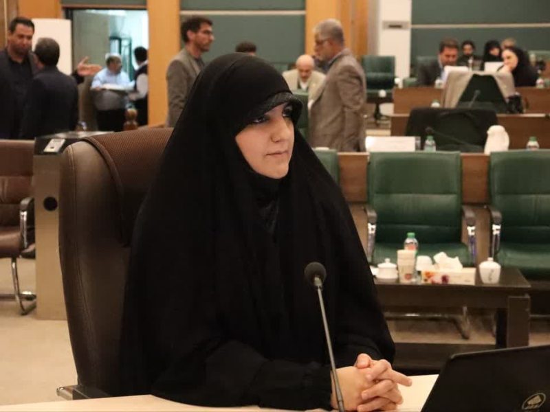 تذکر عضو شورای شهر در خصوص پارکینگ مجتمع نگین فارس و ترافیک بلوار عدالت شیراز