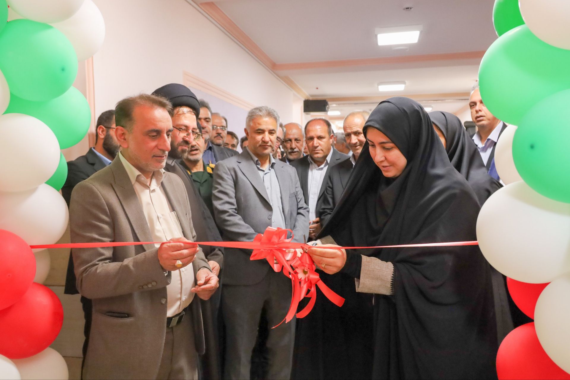 ساختمان جدید آموزش و پرورش صدرا افتتاح شد/فرشید قاسمی: صدرا پیشتاز آموزش فارس می‌شود