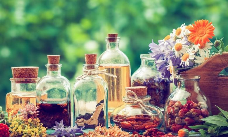عرقیات گیاهی