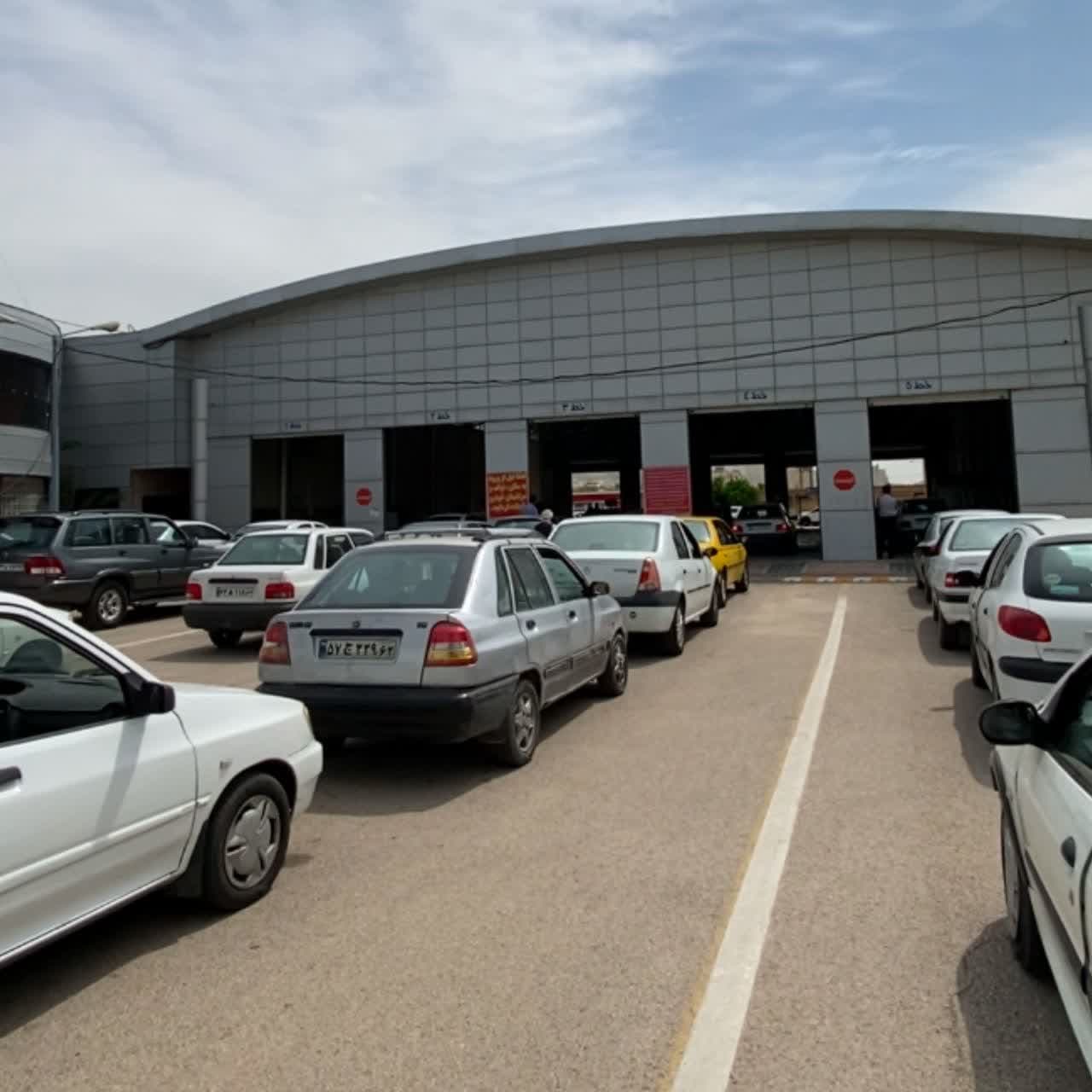 اجرای طرح ممنوعیت تردد خودروهای فاقد معاینه فنی از ۶ اردیبهشت در شیراز