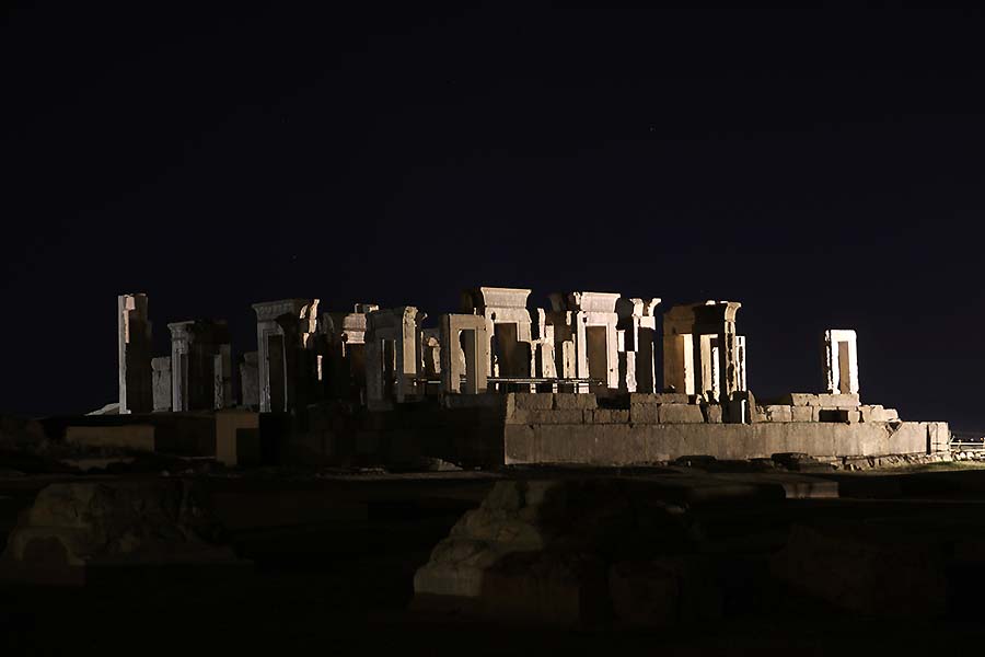 چرا میراث فرهنگی نتایج کاوش‌های باستان‌شناسی را از مردم فارس دریغ می‌کند؟