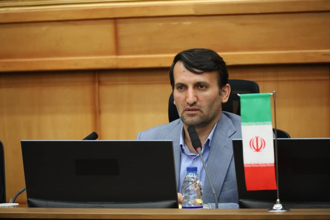 معاون وزیر آموزش و پرورش در شیراز: انبوه سازان باید به ازای هر ۲۰۰ واحد مسکونی یک مدرسه بسازند/ ترک فعل را پیگیری می کنیم