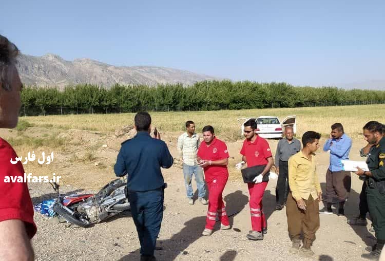 تصادف مرگبار پژوپارس و موتور‌سیکلت در محوراستهبان – شیراز