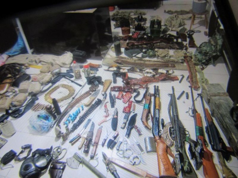 کشف انبار بزرگ اسلحه و مهمات از خانه‌ یک حیوان‌کش در خرامه