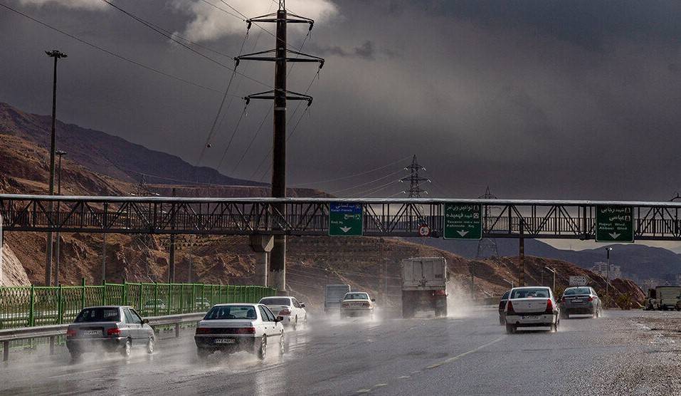 آماده‌باش برای سامانه بارشی جدید: رگبار، باد شدید و احتمال سیل