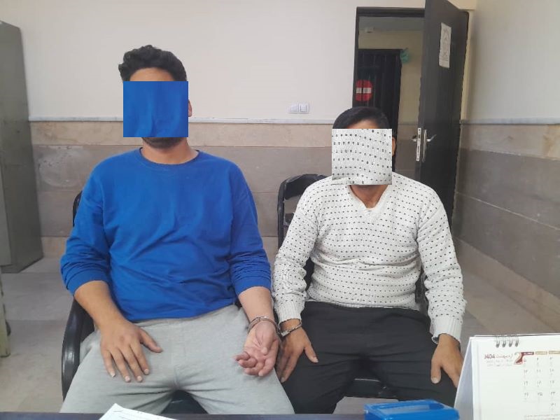 فروشندگان بذر تقلبی مرودشت در کلانتری/۶ نفر بازداشت شدند(+عکس)