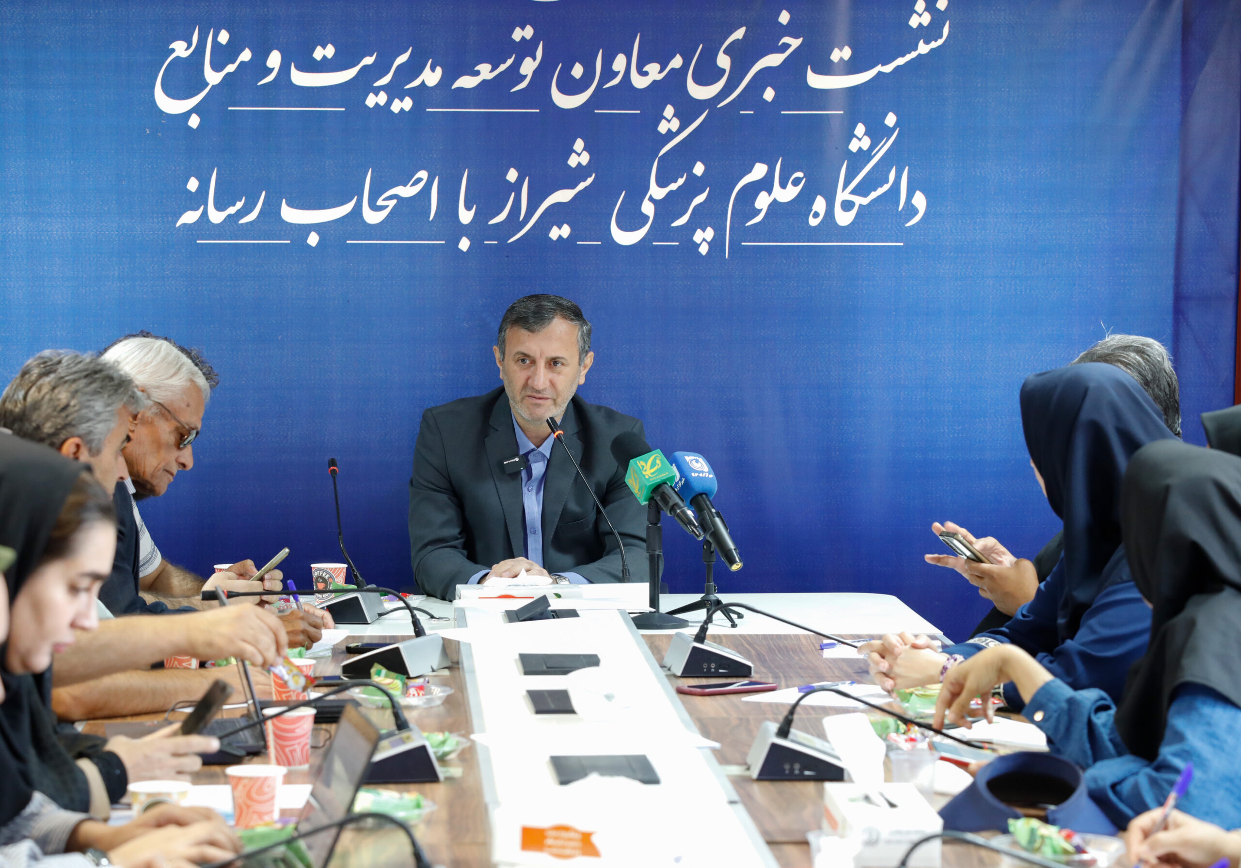 ۳۰۰ تخت جدید به بیمارستان نمازی افزوده می شود/ دانشگاه علوم پزشکی شیراز ۱۵ هزار میلیارد ریال از بیمه سلامت طلب دارد