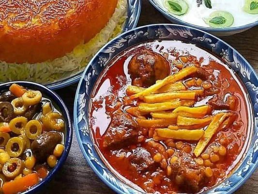لعاب دار کردن انواع خورشت