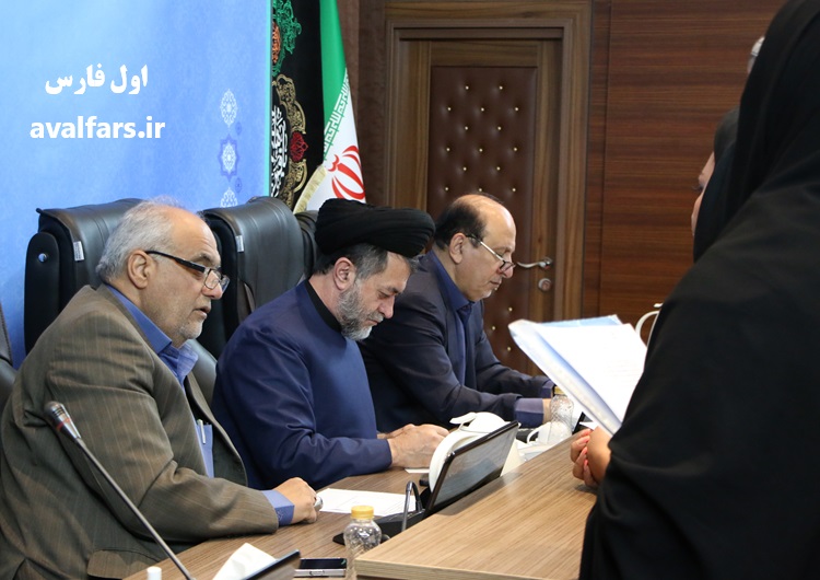 ملاقات ۱۹۲ نفر از مراجعان با رئیس کل دادگستری و مسئولان قضایی فارس در بیستمین ملاقات عمومی