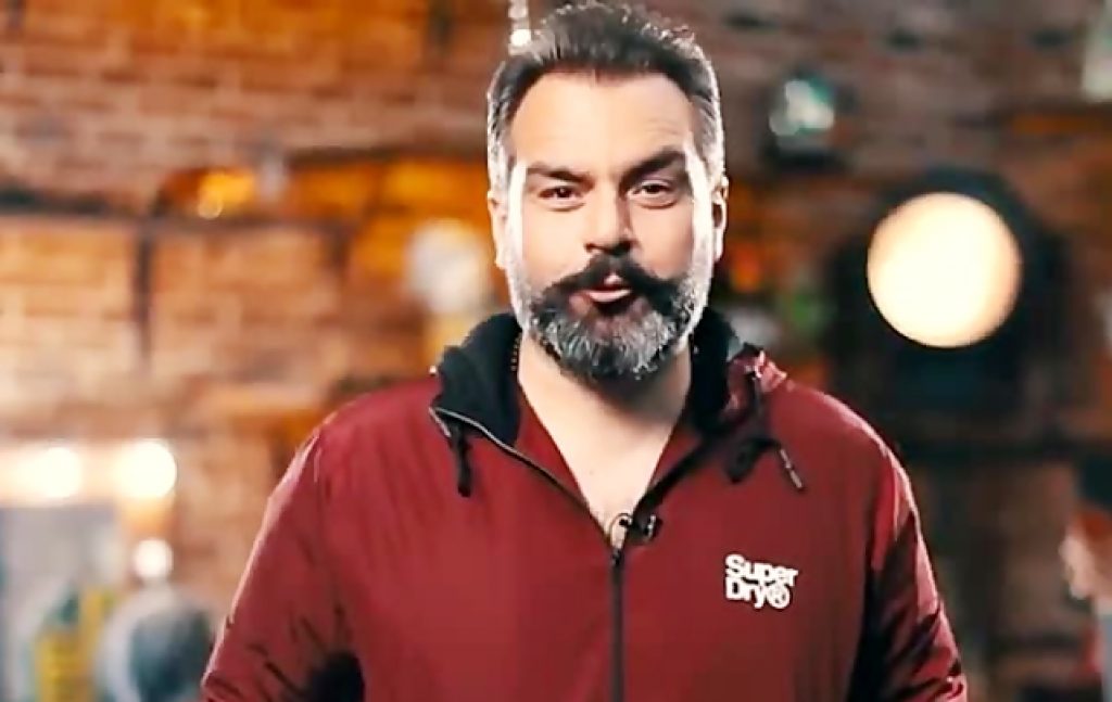 چیدمان شاهانه و مجلل منزل شهرام قائدی بازیگر فارسی«محسن سریال تاسیان»