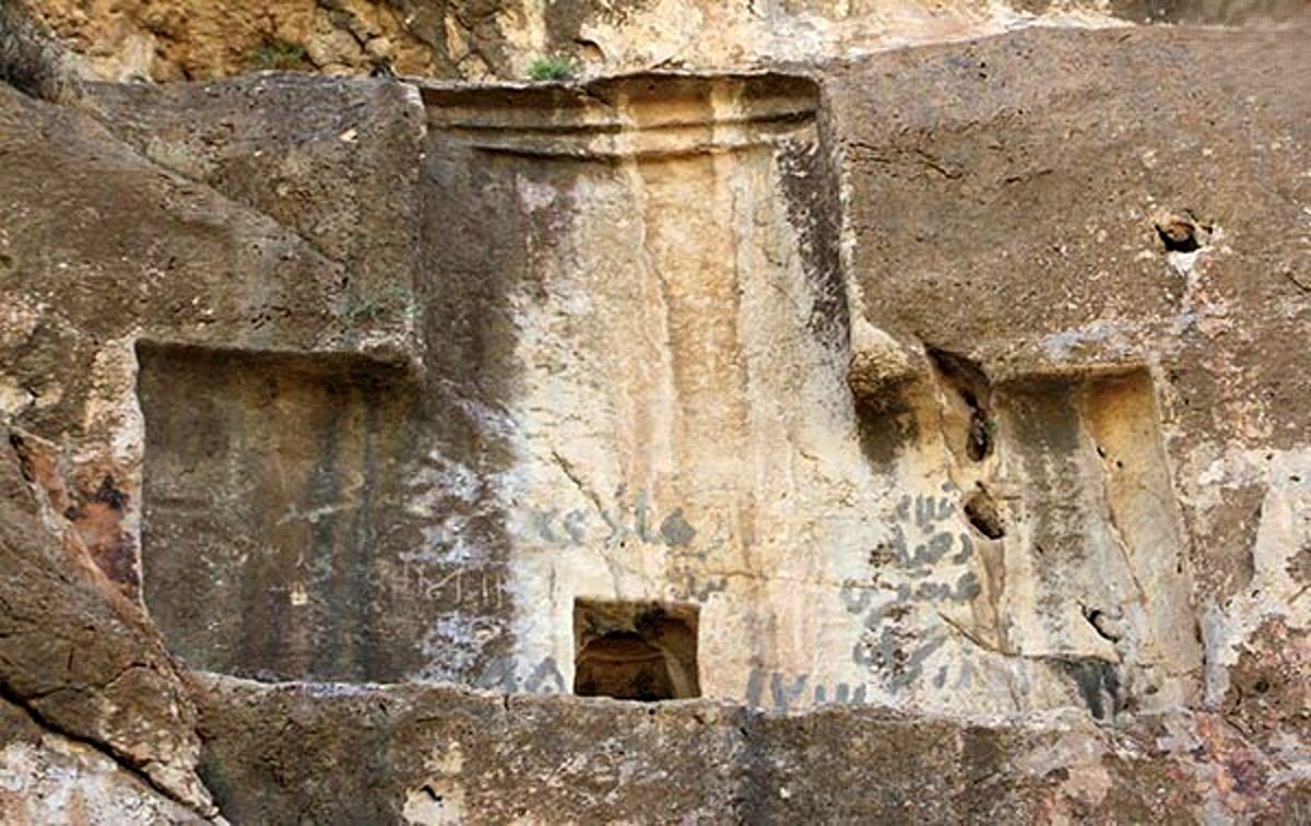 بدعت خطرناک صدور مجوز معدنکاوی در یک محوطه باستانی فارس توسط دیوان عدالت اداری