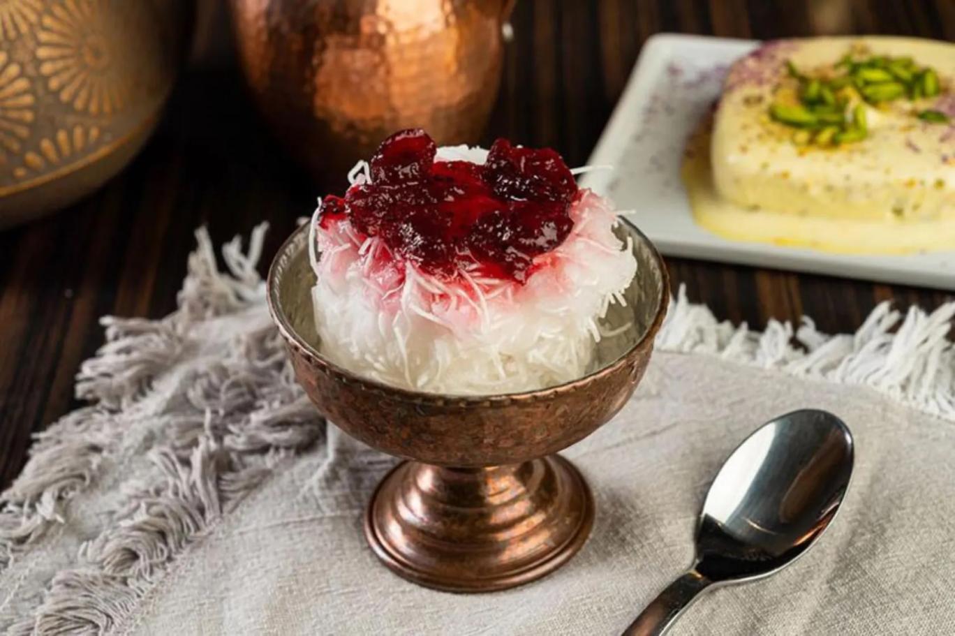 هخامنشیان اولین مردمانی که فالوده و بستنی می‌خوردند