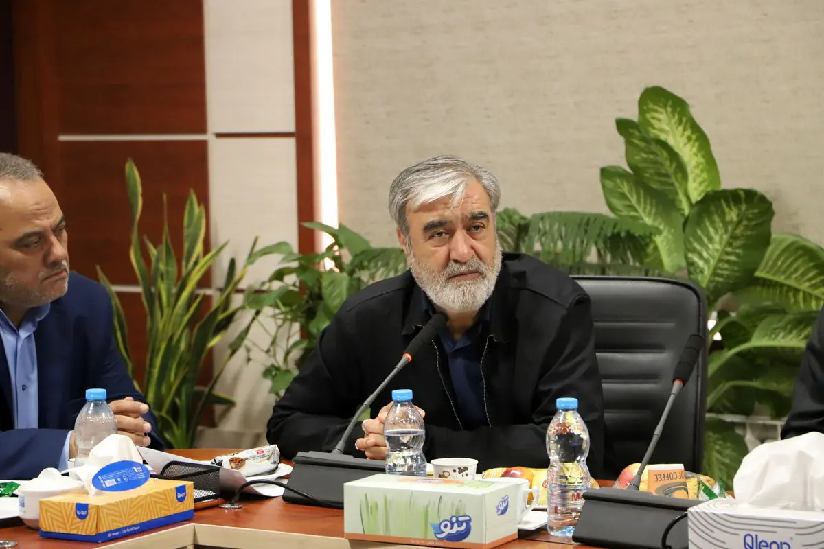 انتقاد نماینده شیراز از افزایش ۱۲ همتی هزینه پروژه سد تنگ سرخ به دلیل سوء‌مدیریت