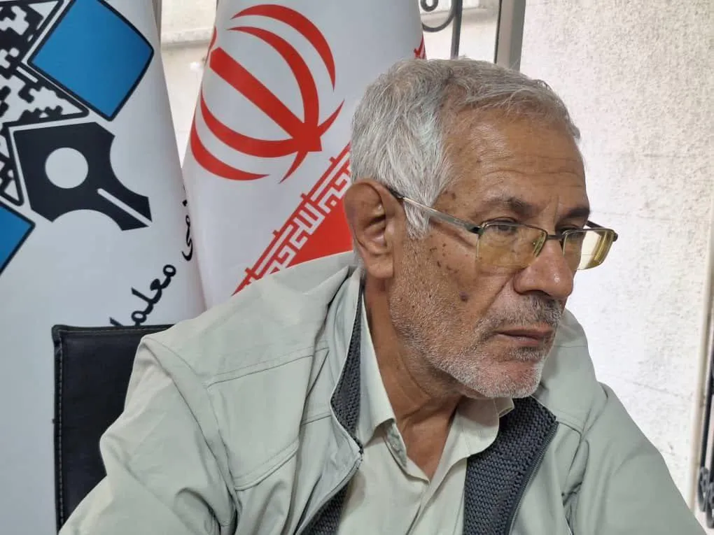 انتقاد تند فعال سیاسی فارس از تأخیر در تغییر فرمانداران برخی شهرستان‌ها