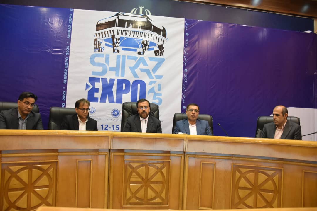 بررسی مشکلات ۲۷۵ بنگاه اقتصادی استان فارس برای تسهیل تولید با حضور استاندار