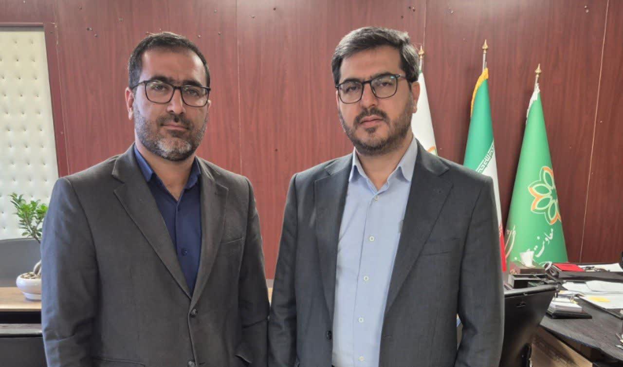 توافق شهرداری ” صدرا و شیراز ” برای فعالیت خط مسافربری فلکه سنگی -میدان نمازی