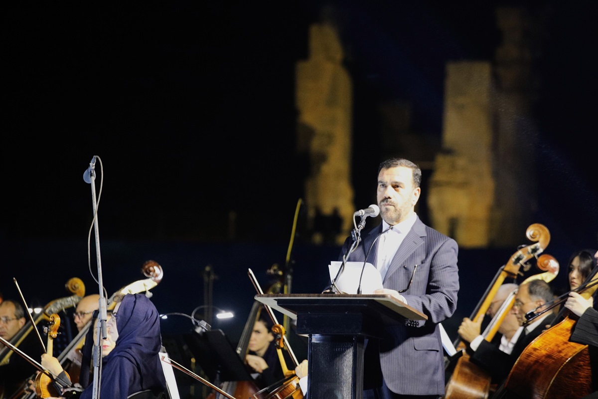 وعده استاندار فارس برای انتصاب مدیرکل در ۱۰ روز عملی نشد