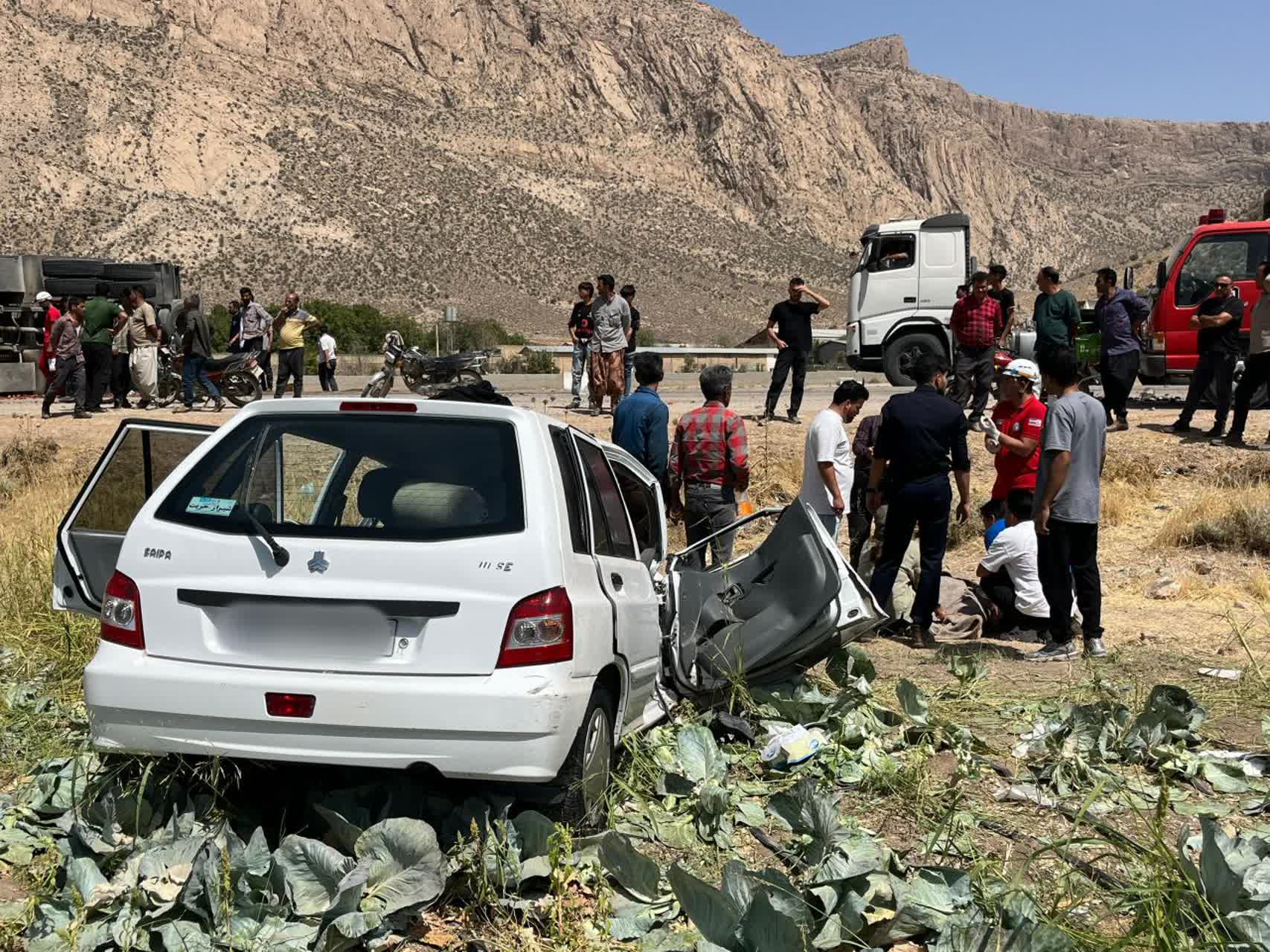 مرگ دلخراش یک زن در تصادف تریلی و پراید در محور مرودشت – پاسارگاد