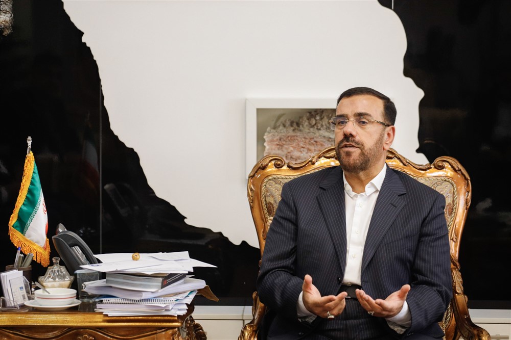 عکس‌های جدید استاندار فارس هنگام دیدار و خداحافظی با روسای جدید و سابق جهاد کشاورزی