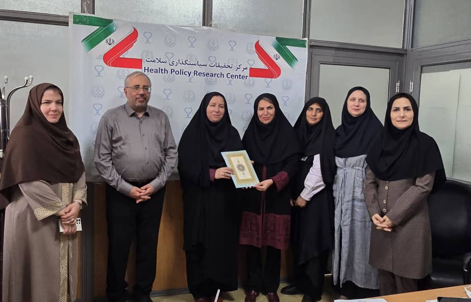 حمیرا وفایی رئیس شبکه تحقیقات سلامت زنان در استان فارس شد